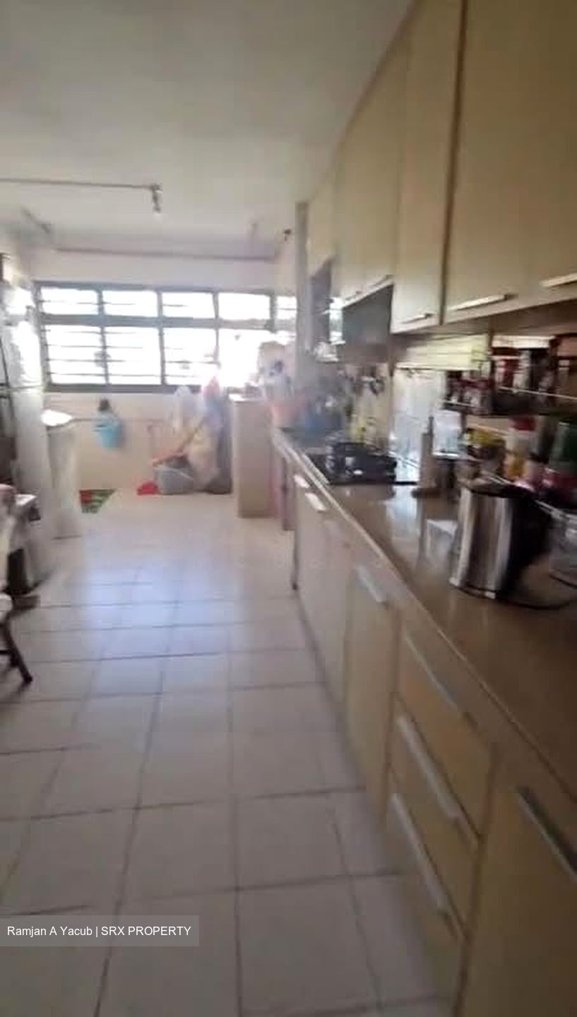 Blk 253 Yuhua Village (Jurong East), HDB 3 Rooms #578584771
